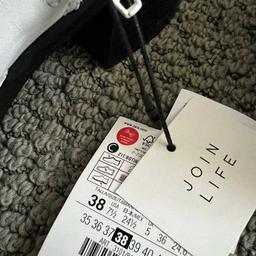 Zara white booties new leather - Picture 4 of 11